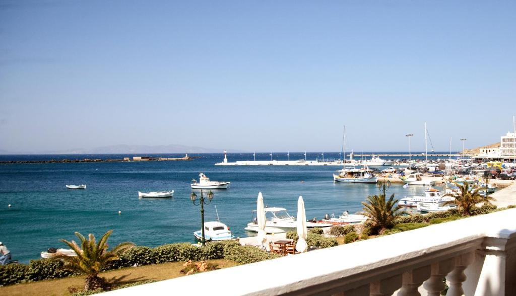 Tínos Avra Hotel מראה חיצוני תמונה